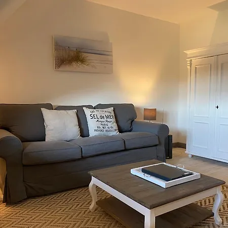 Gut Alt Farpen 4 Apartment *